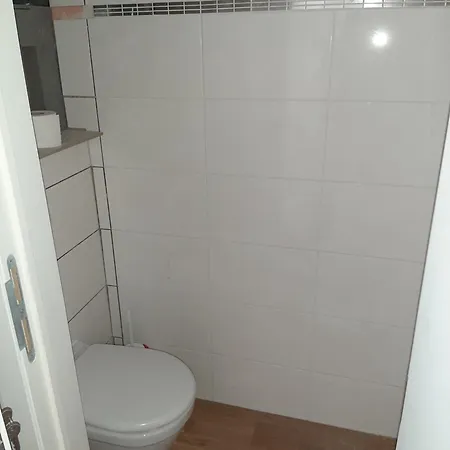 Apartment Amsterdamstr 1st Fl